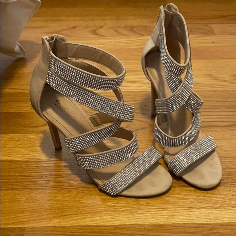 heals